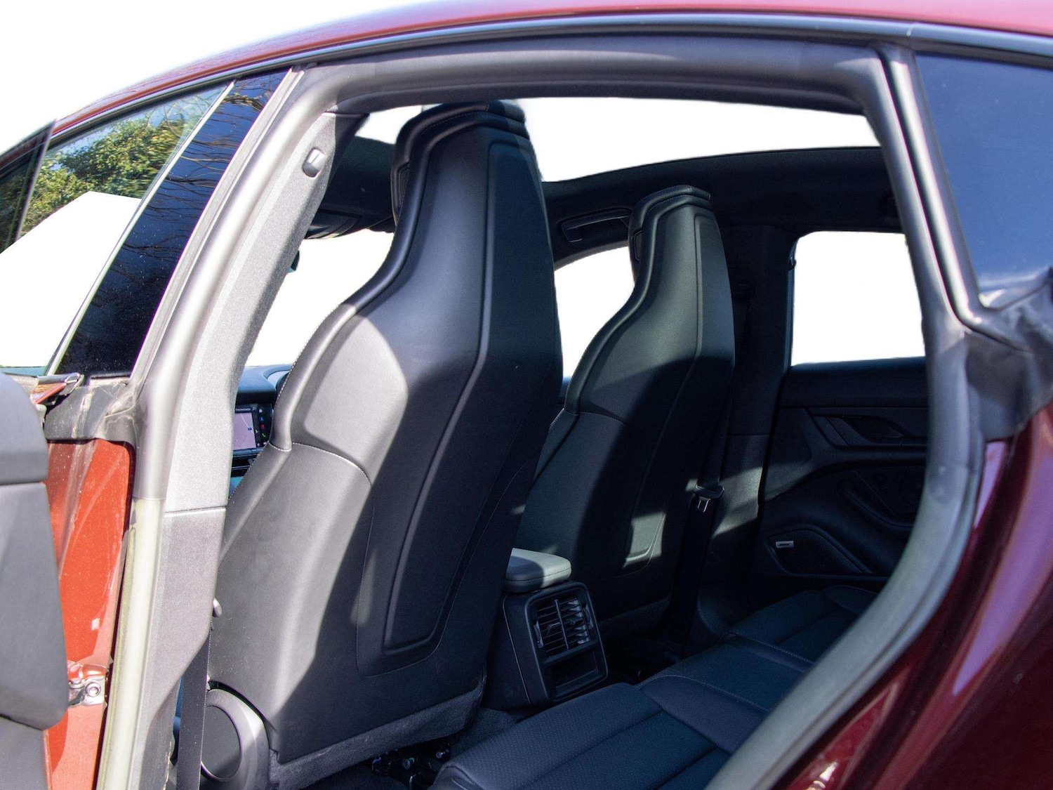 Used Porsche Taycan 2023 for sale - 77726817: Photo 31