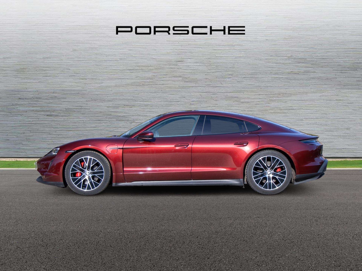 Used Porsche Taycan 2023 for sale - 77726817: Photo 5