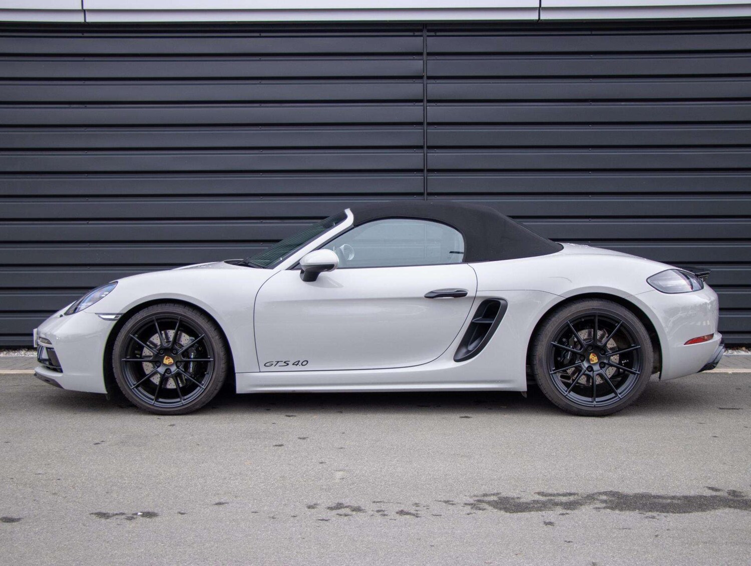 Used Porsche Boxster 2025 for sale - 77628152: Photo 24