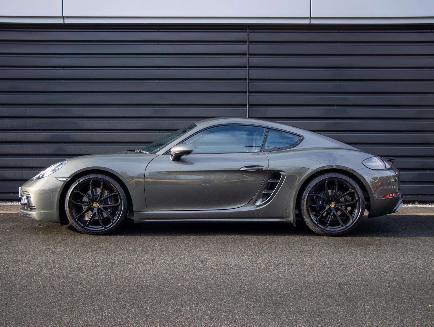 Used Porsche Other 2025 for sale - 78187858: Photo 24