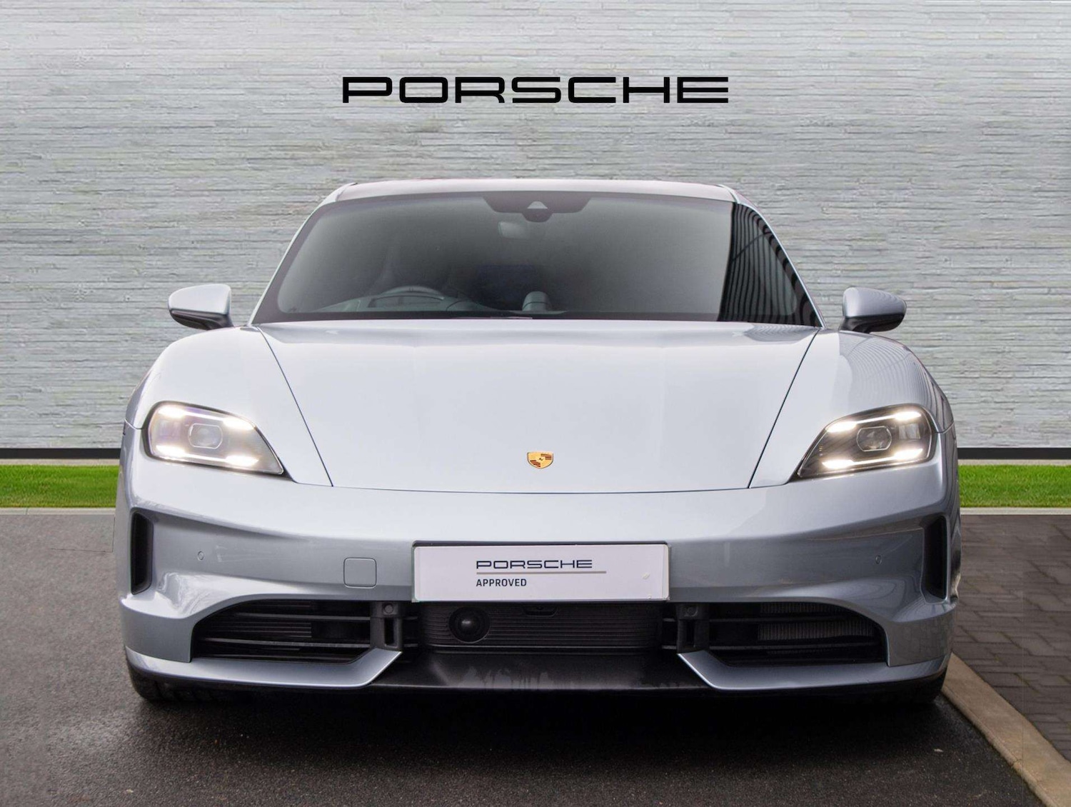 Used Porsche Taycan 2024 for sale - 77281844: Photo 5