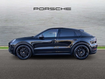 Used Porsche Cayenne 2024 for sale - 77996190: Photo