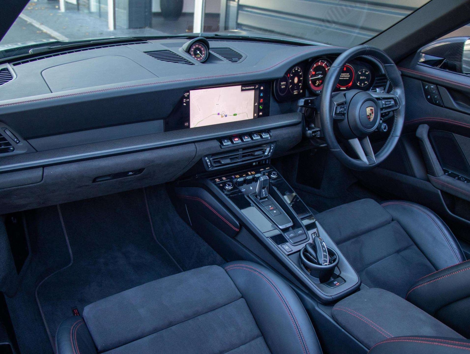 Used Porsche 911 2023 for sale - 76401213: Photo 10