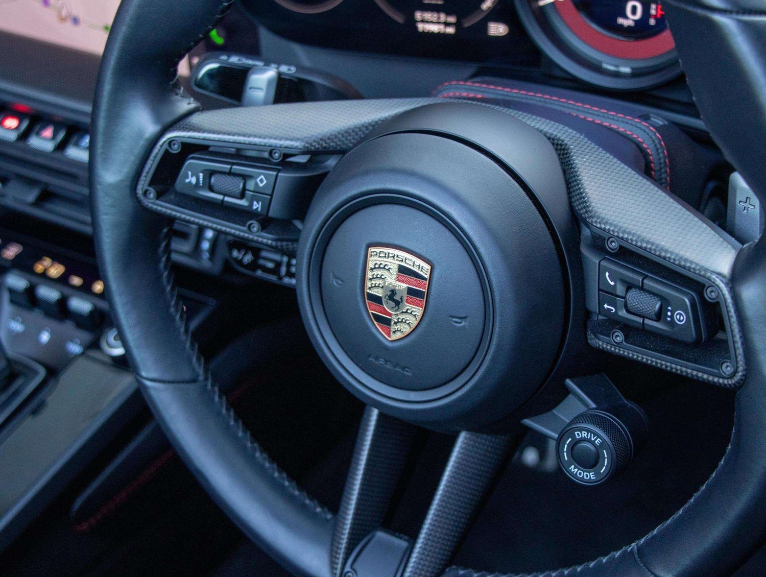 Used Porsche 911 2023 for sale - 76401213: Photo 14