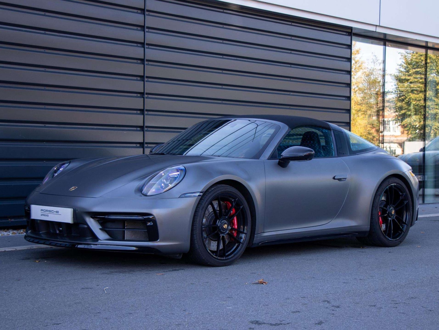 Used Porsche 911 2023 for sale - 76401213: Photo 17