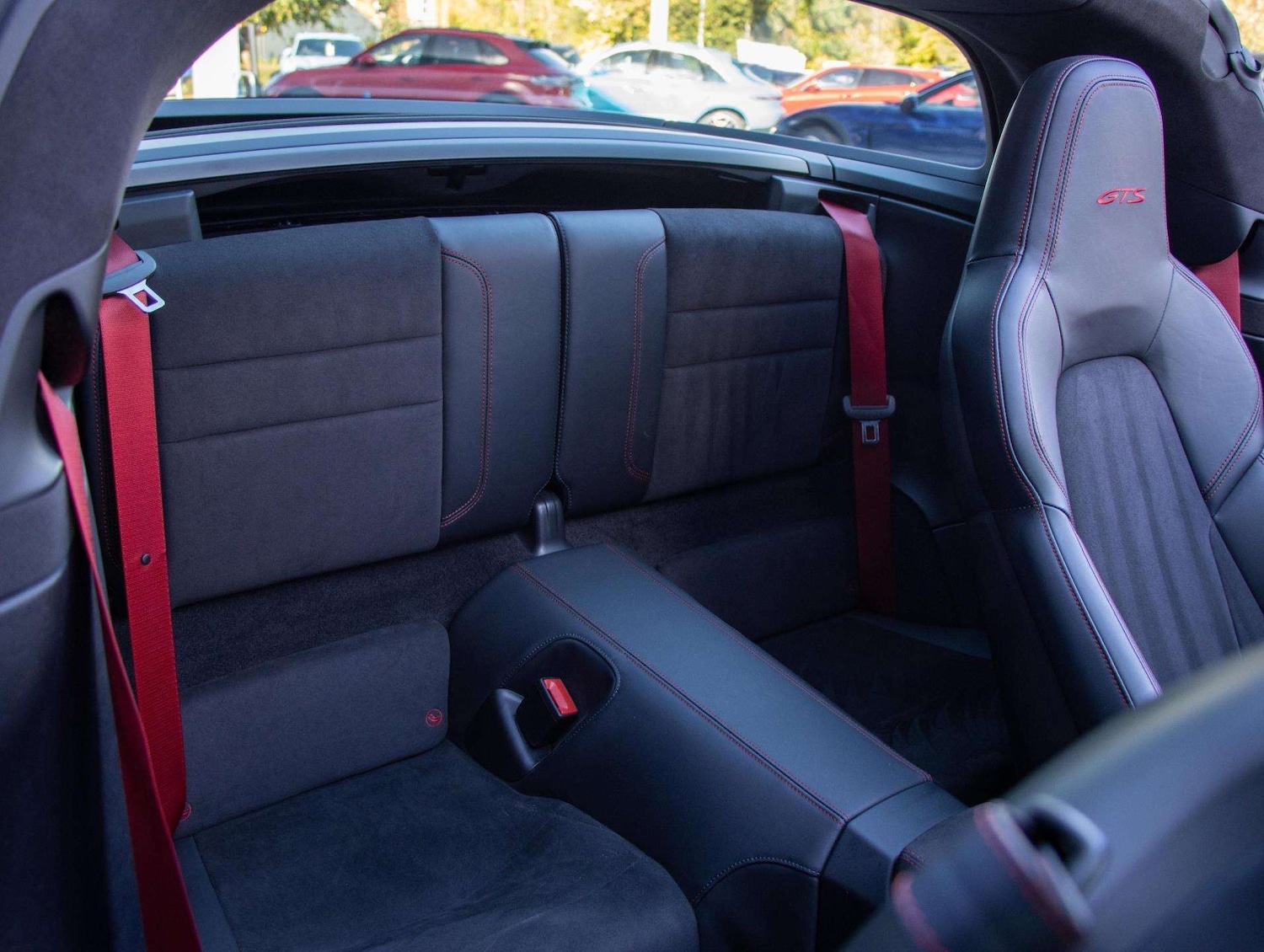 Used Porsche 911 2023 for sale - 76401213: Photo 24