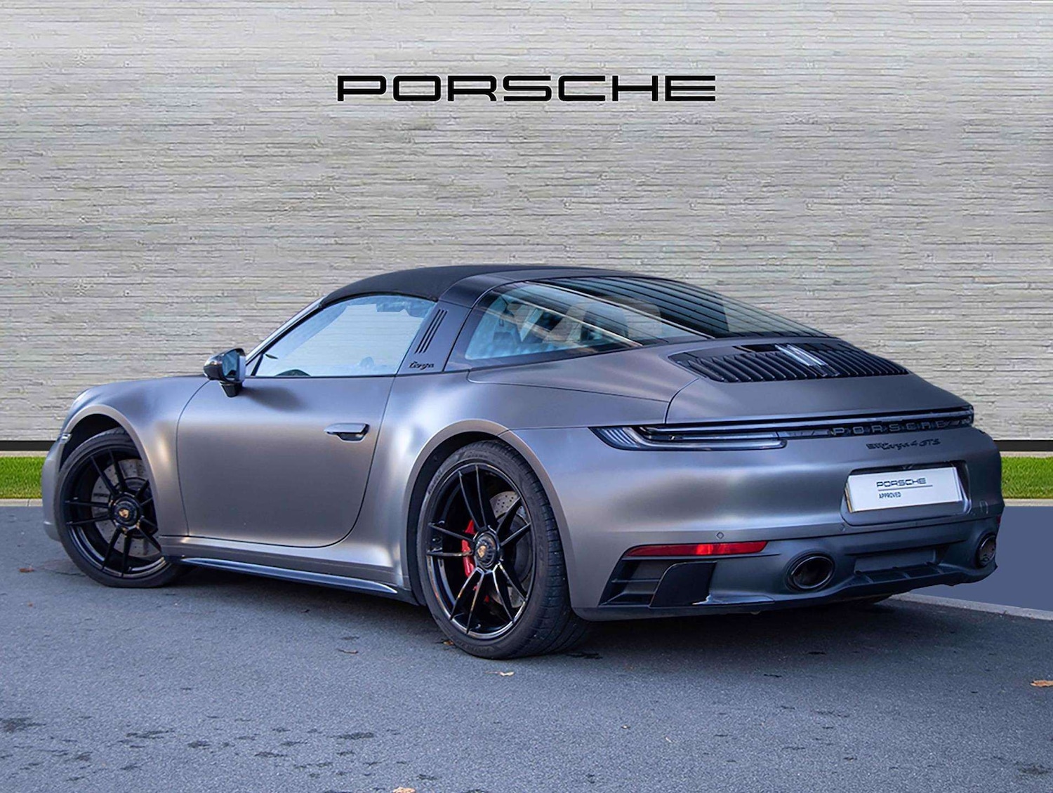 Used Porsche 911 2023 for sale - 76401213: Photo 3