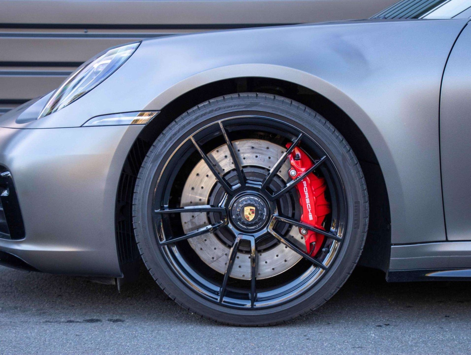 Used Porsche 911 2023 for sale - 76401213: Photo 4