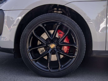 Used Porsche Macan 2021 for sale - 79028188: Photo