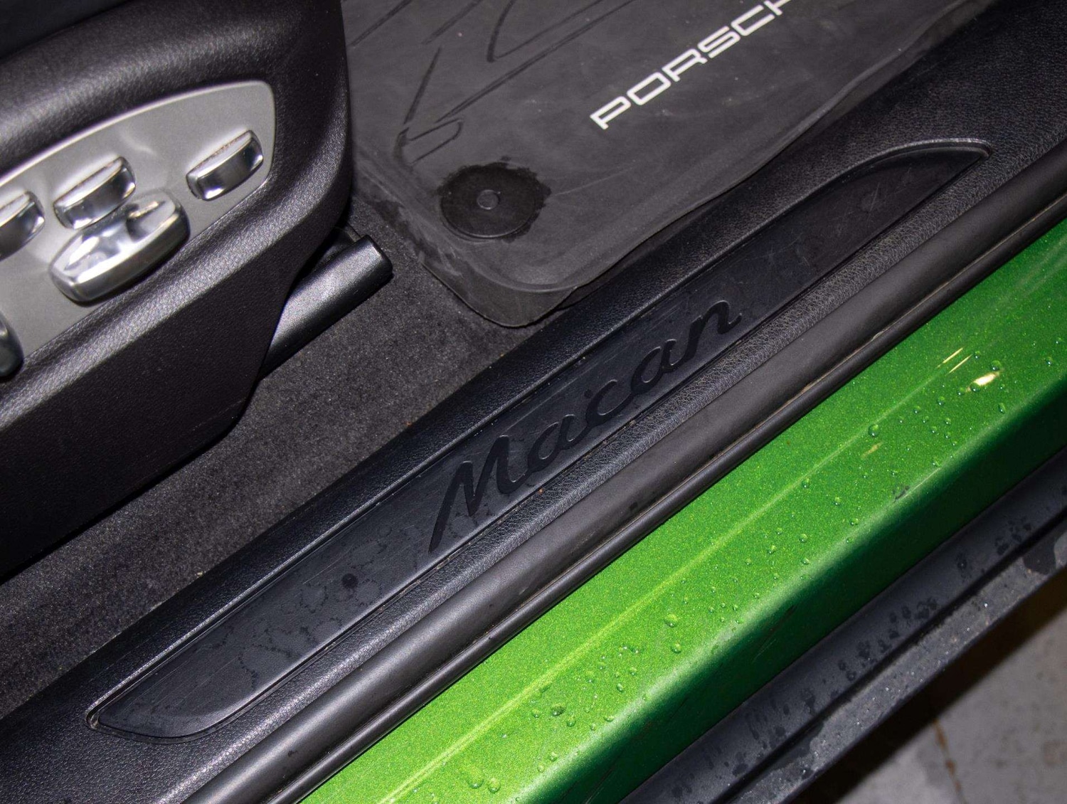 Used Porsche Macan 2018 for sale - 76648934: Photo 14