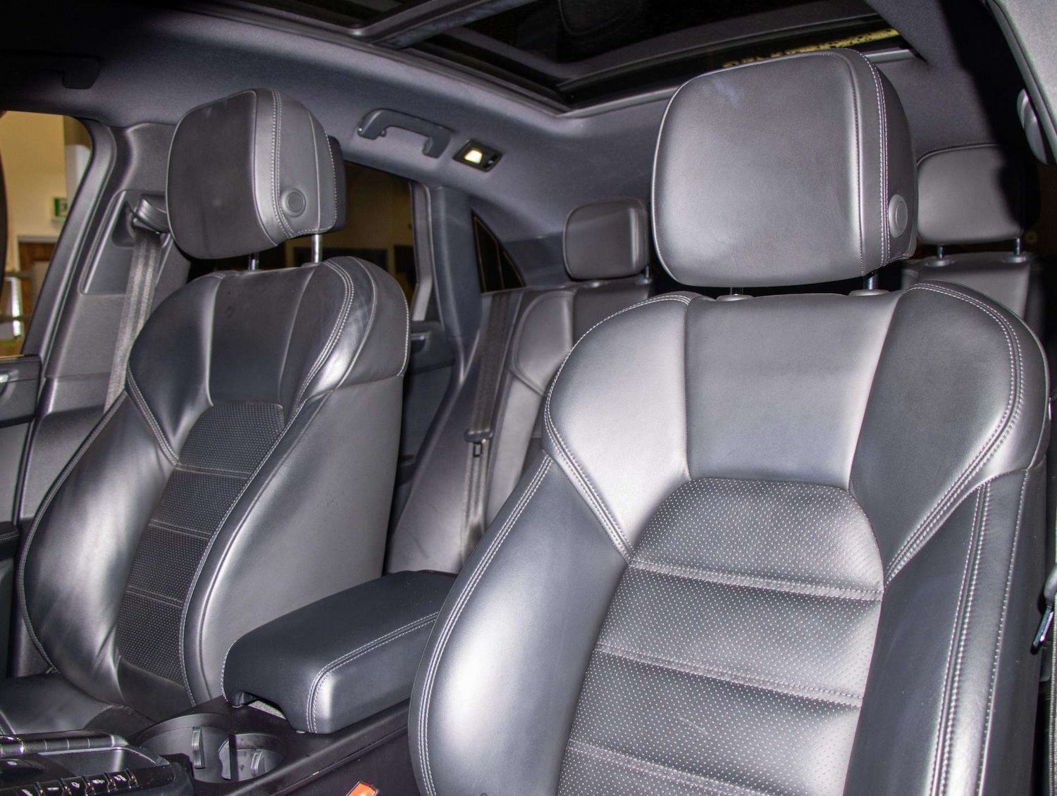 Used Porsche Macan 2018 for sale - 76648934: Photo 28