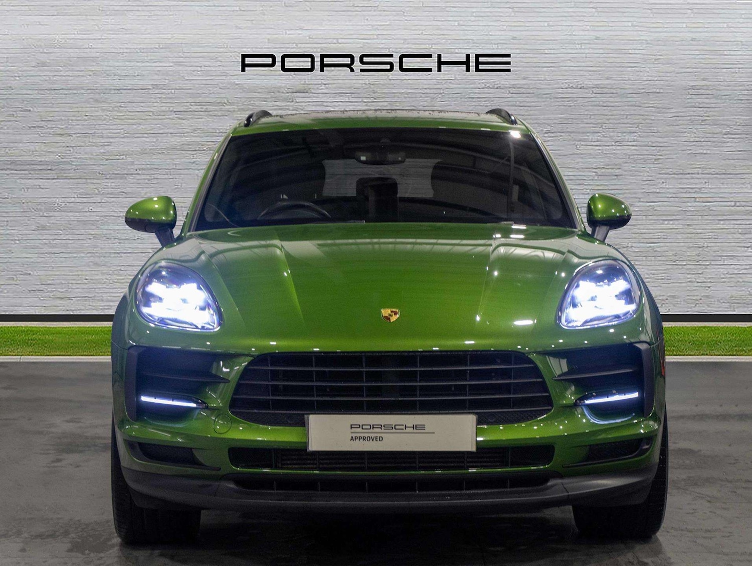 Used Porsche Macan 2018 for sale - 76648934: Photo 4