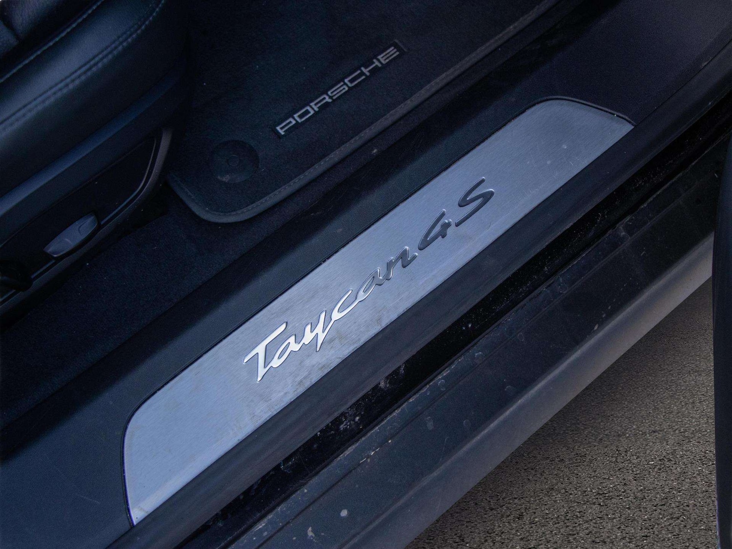 Used Porsche Taycan 2020 for sale - 78037779: Photo 15