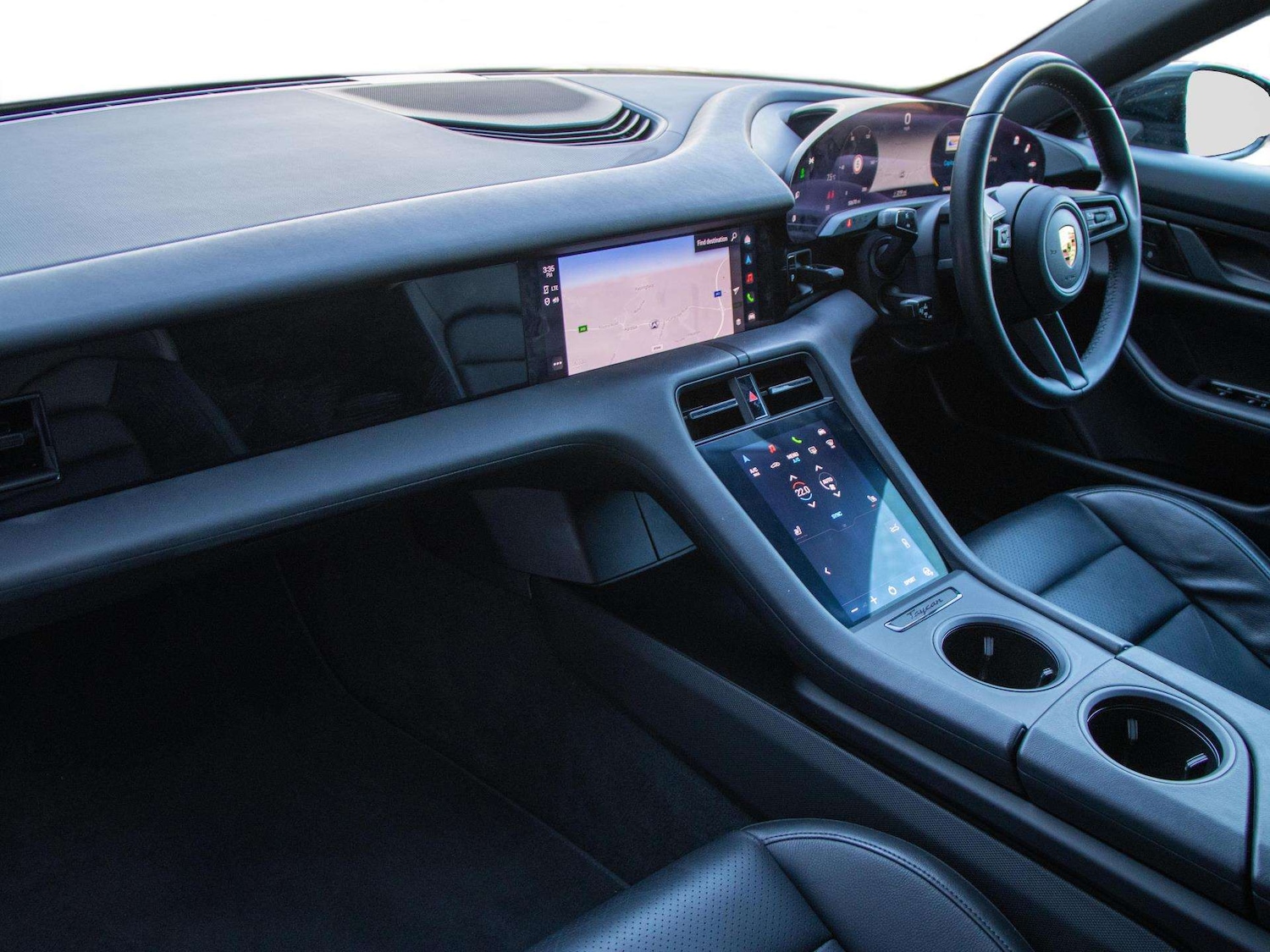 Used Porsche Taycan 2020 for sale - 78037779: Photo 3