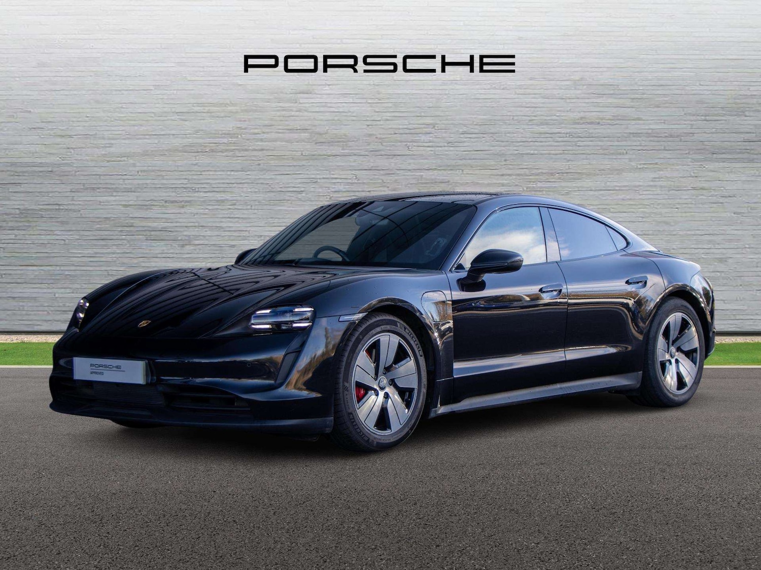 Used Porsche Taycan 2020 for sale - 78037779: Photo 8