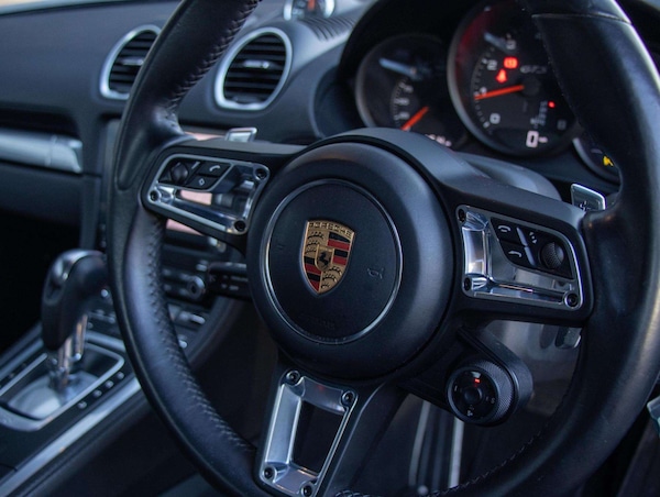 Used Porsche Boxster 2018 for sale - 76191895: Photo 14
