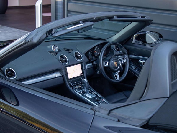 Used Porsche Boxster 2018 for sale - 76191895: Photo 27