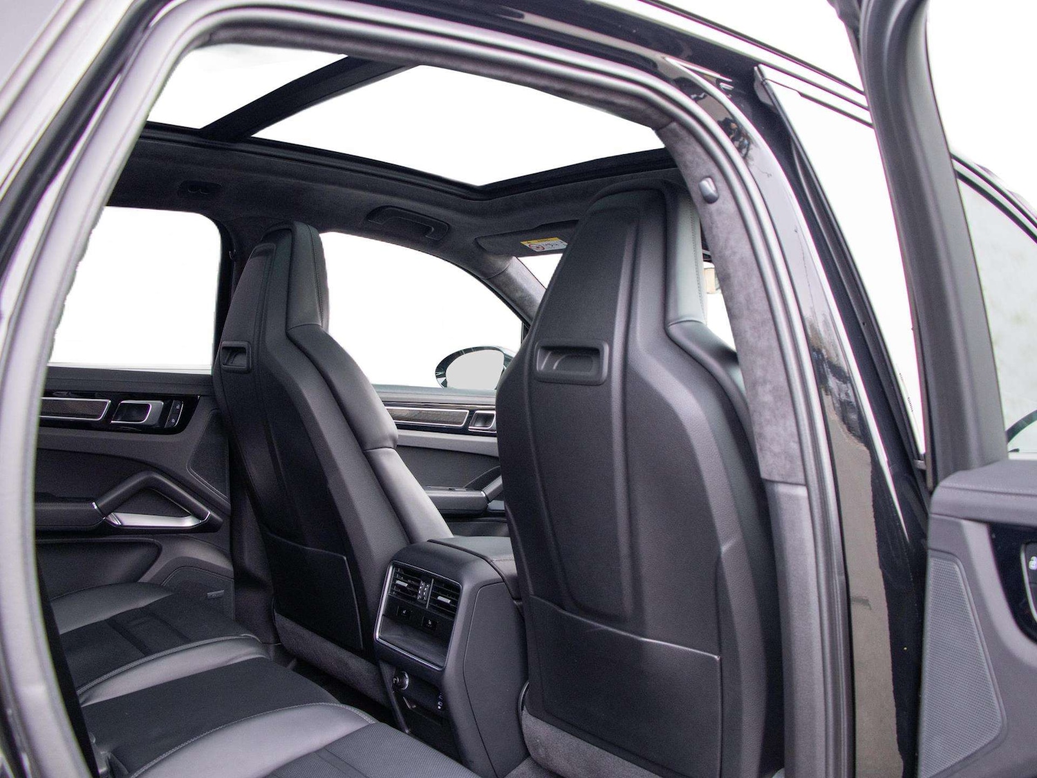 Used Porsche Cayenne 2023 for sale - 77894495: Photo 23