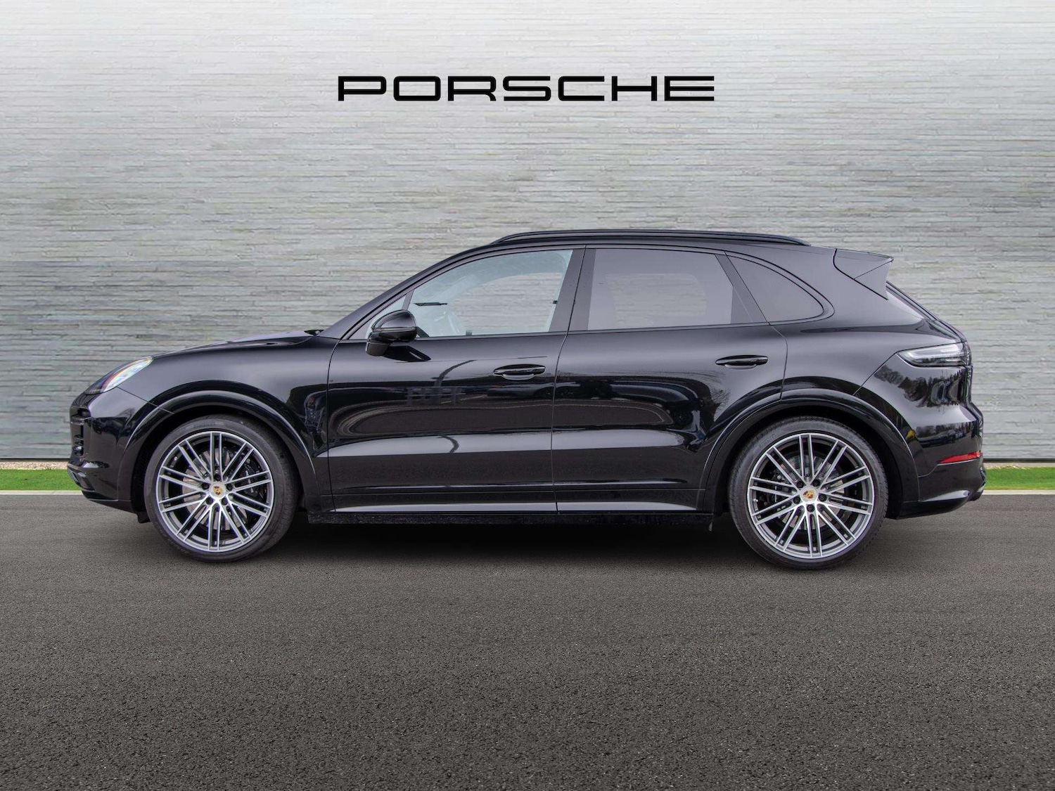 Used Porsche Cayenne 2023 for sale - 77894495: Photo 5