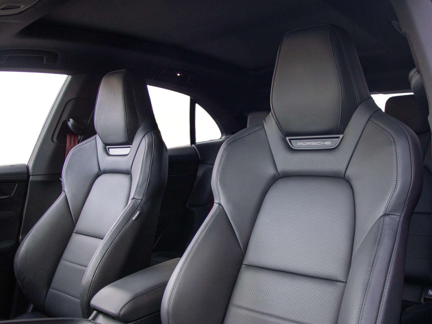 Used Porsche Macan 2025 for sale - 77756735: Photo 26