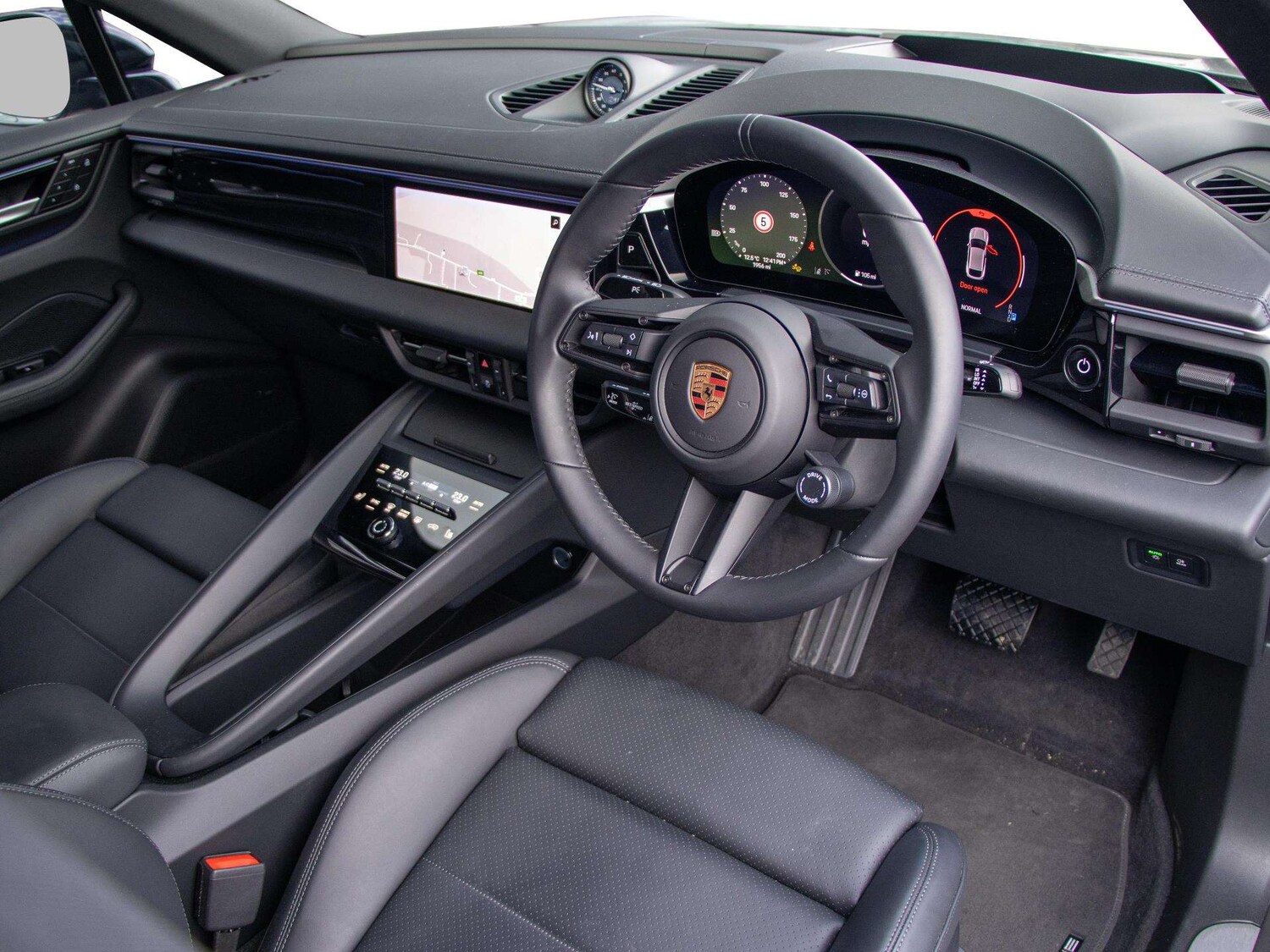 Used Porsche Macan 2025 for sale - 77756735: Photo 7