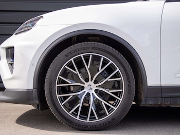 Used Porsche Macan 2025 for sale - 78604081: Photo
