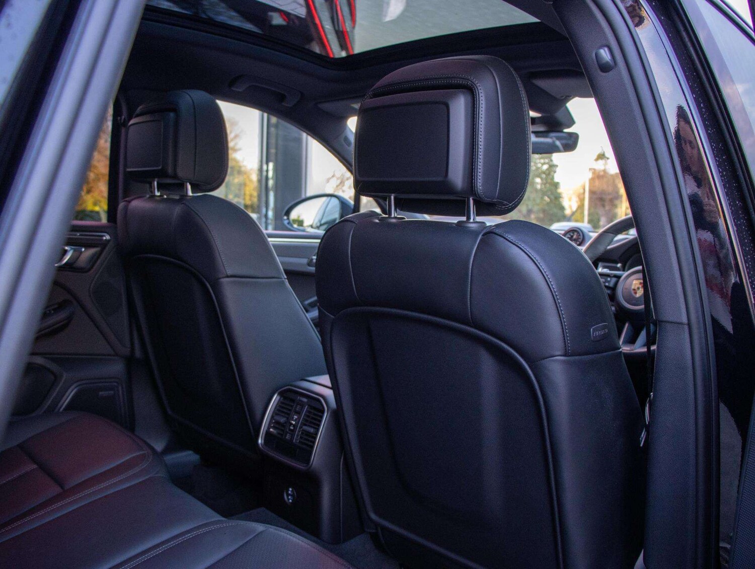 Used Porsche Macan for sale - 77000247: Photo 25