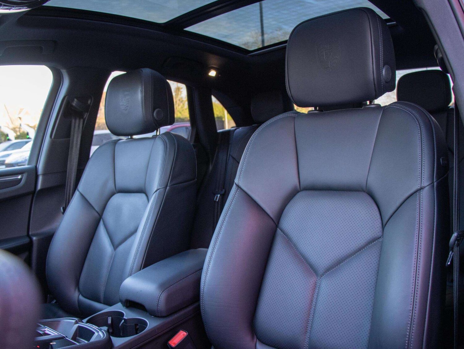 Used Porsche Macan for sale - 77000247: Photo 28