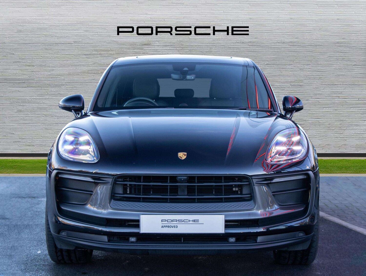 Used Porsche Macan for sale - 77000247: Photo 6