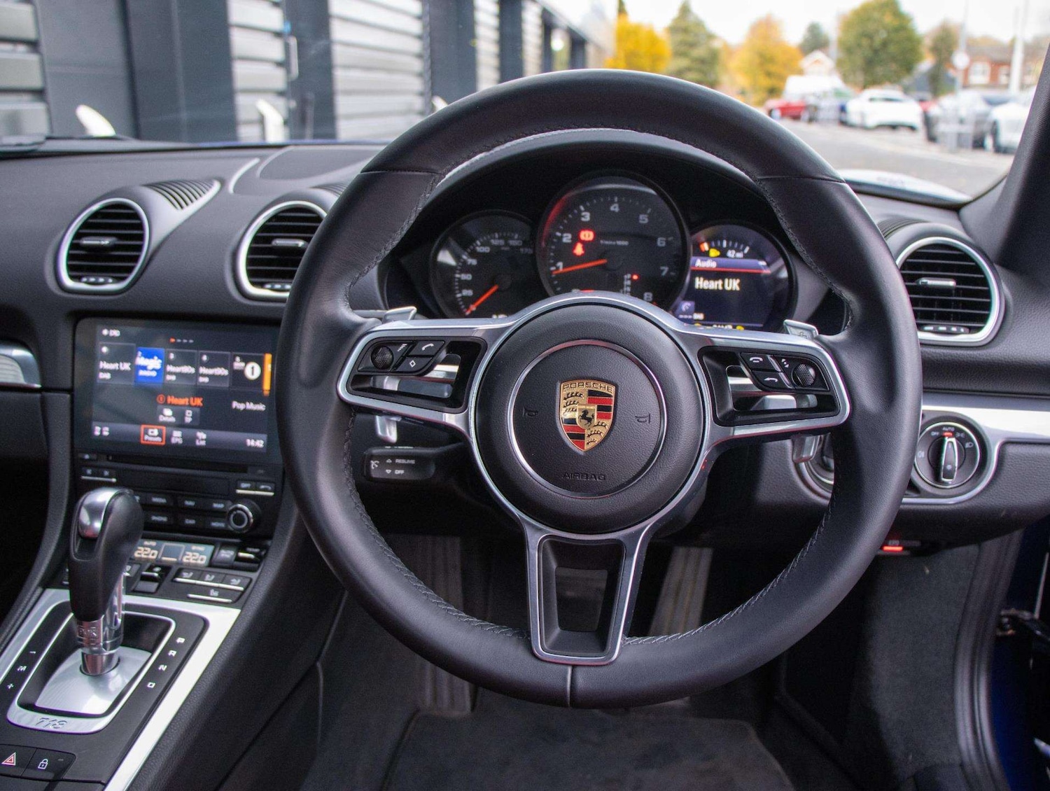 Used Porsche Cayman 2023 for sale - 76553240: Photo 13