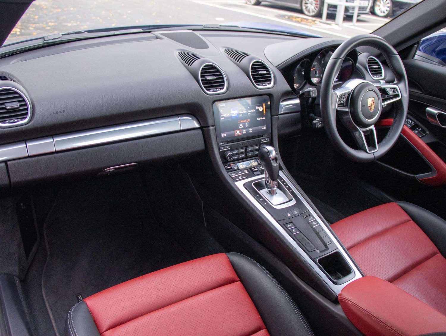 Used Porsche Cayman 2023 for sale - 76553240: Photo 14