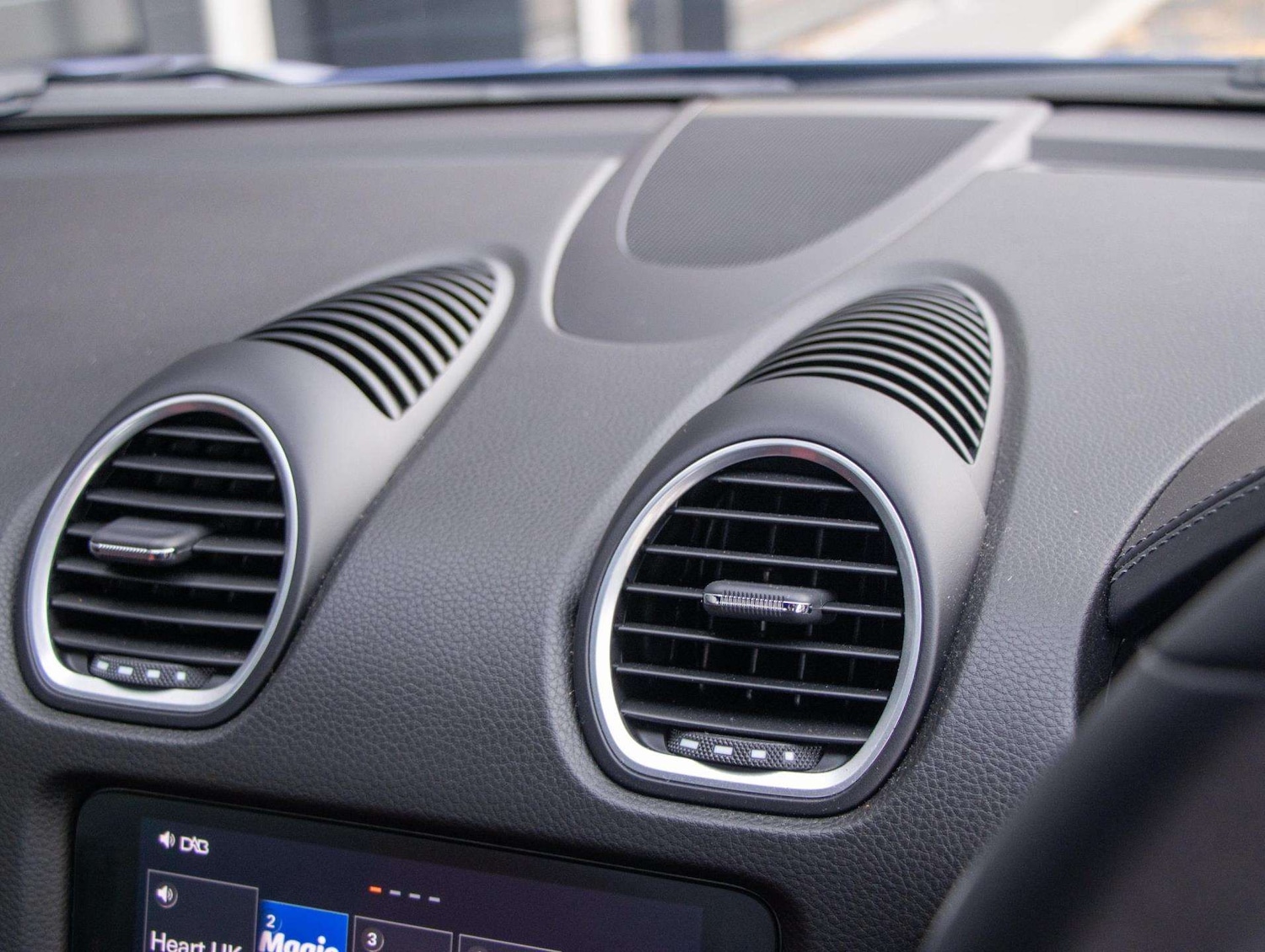 Used Porsche Cayman 2023 for sale - 76553240: Photo 15