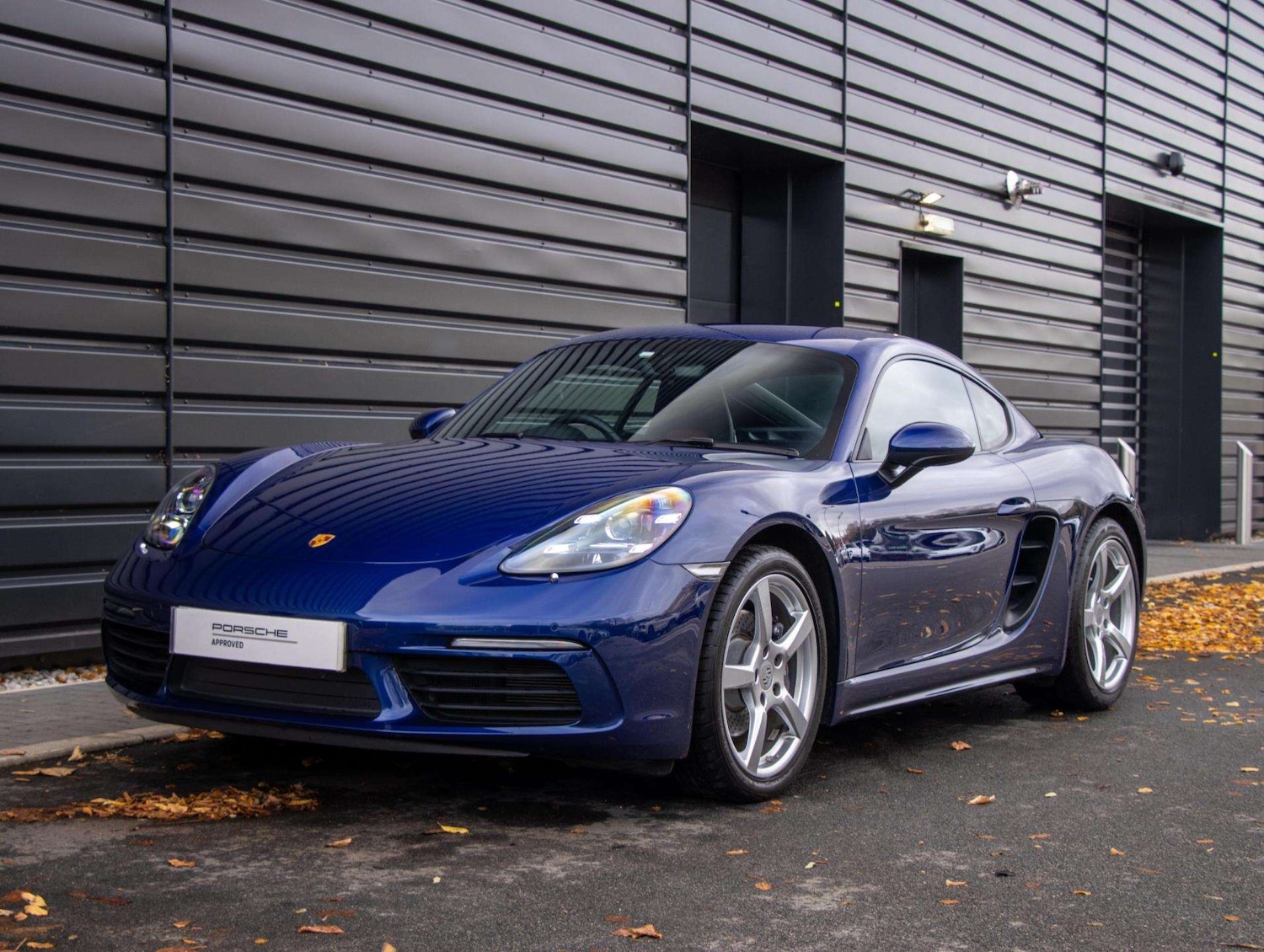 Used Porsche Cayman 2023 for sale - 76553240: Photo 17