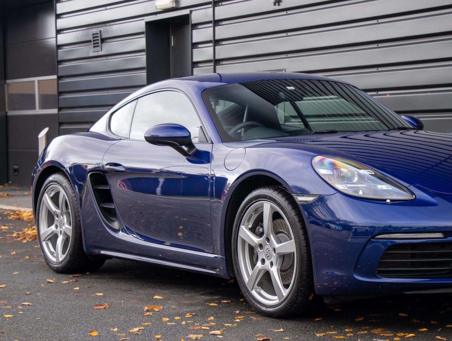 Used Porsche Cayman 2023 for sale - 76553240: Photo 18