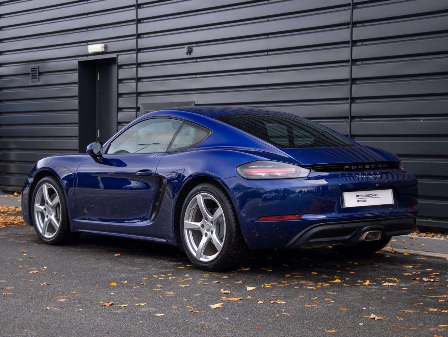 Used Porsche Cayman 2023 for sale - 76553240: Photo 22