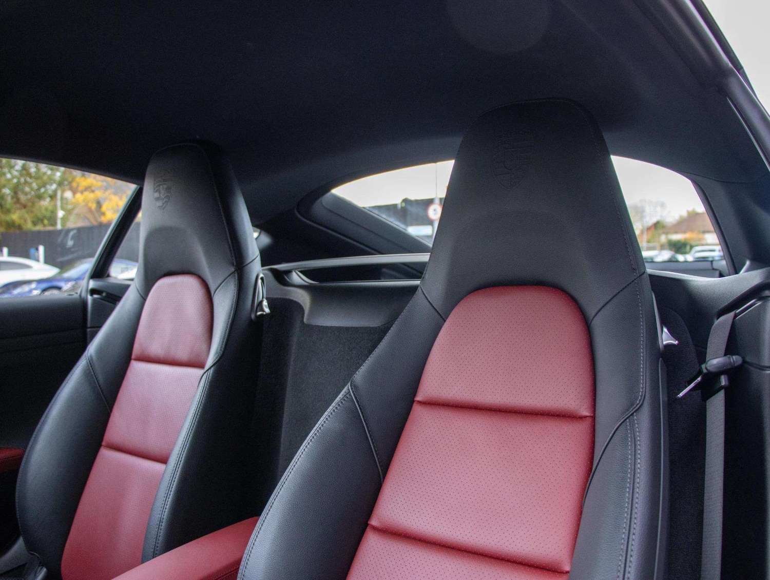 Used Porsche Cayman 2023 for sale - 76553240: Photo 24