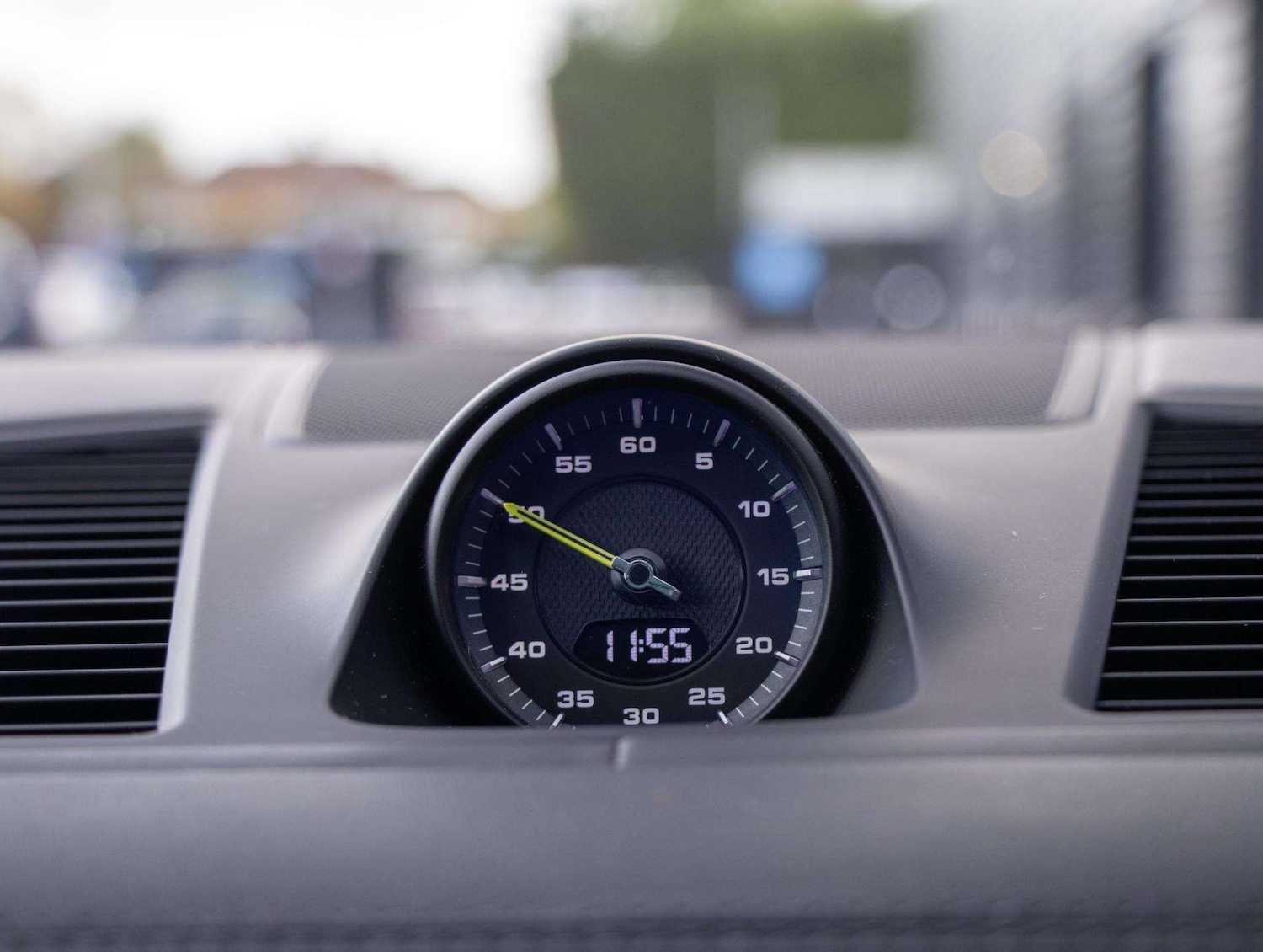 Used Porsche Cayenne 2025 for sale - 76421179: Photo 15