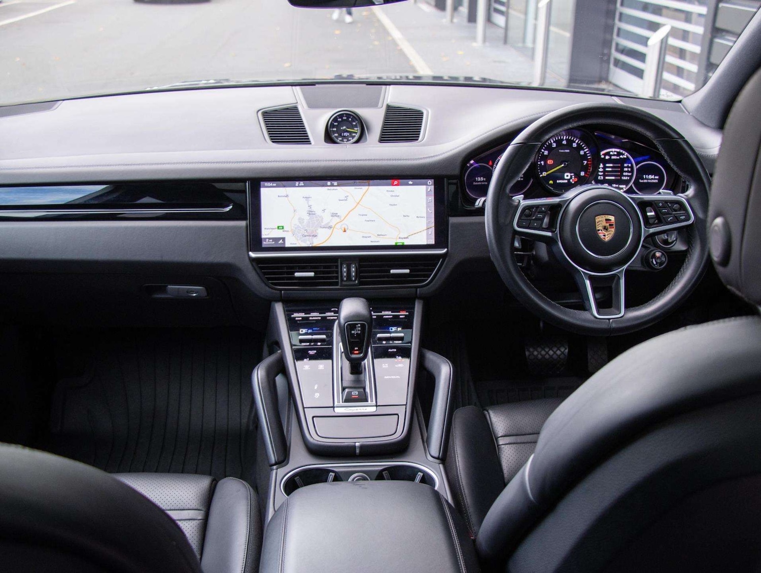 Used Porsche Cayenne 2025 for sale - 76421179: Photo 25
