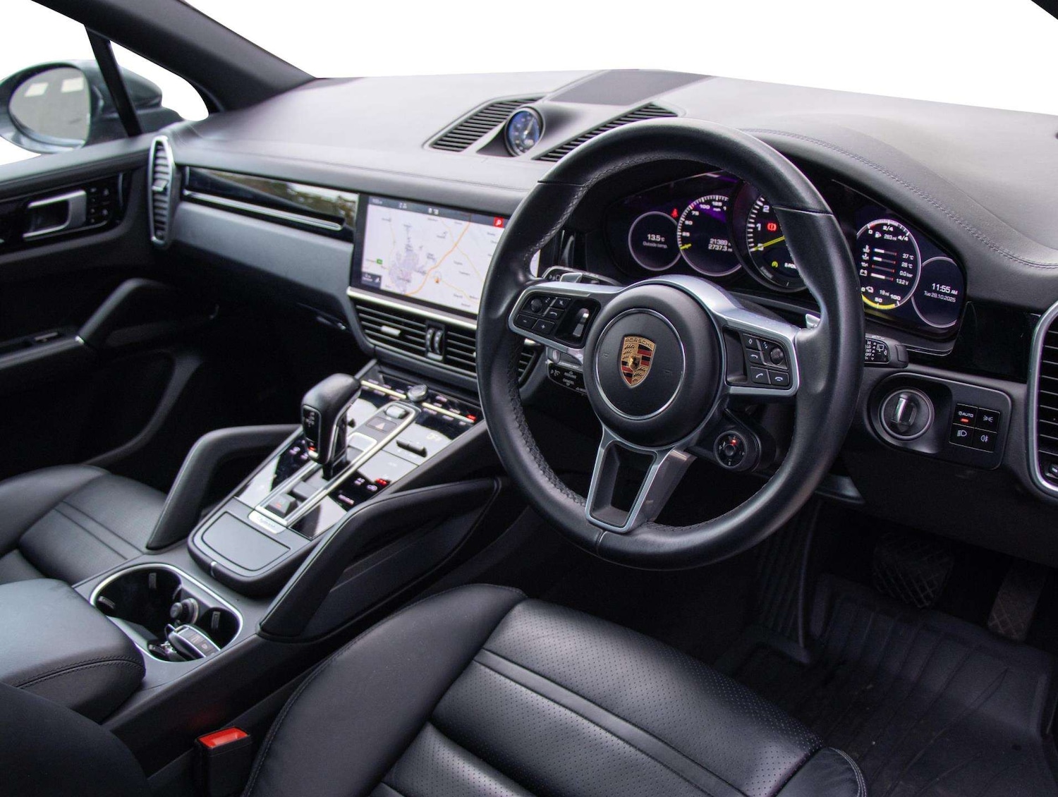 Used Porsche Cayenne 2025 for sale - 76421179: Photo 5