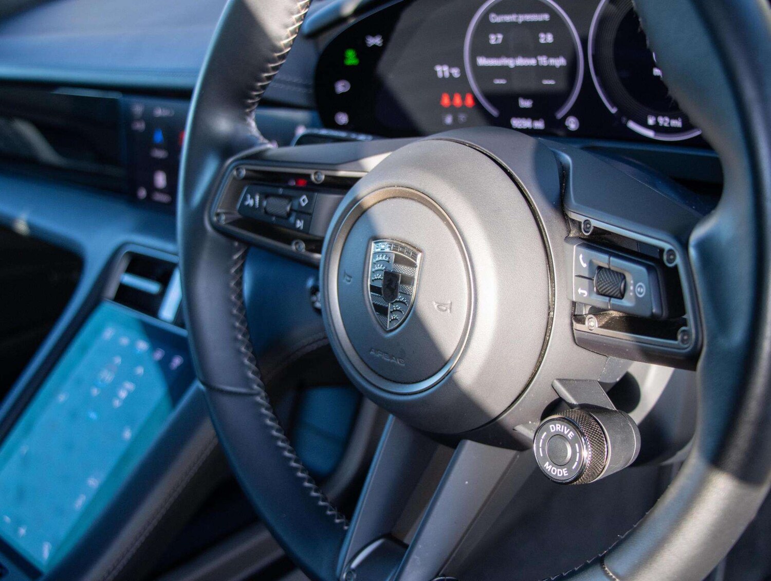 Used Porsche Taycan for sale - 77000279: Photo 11