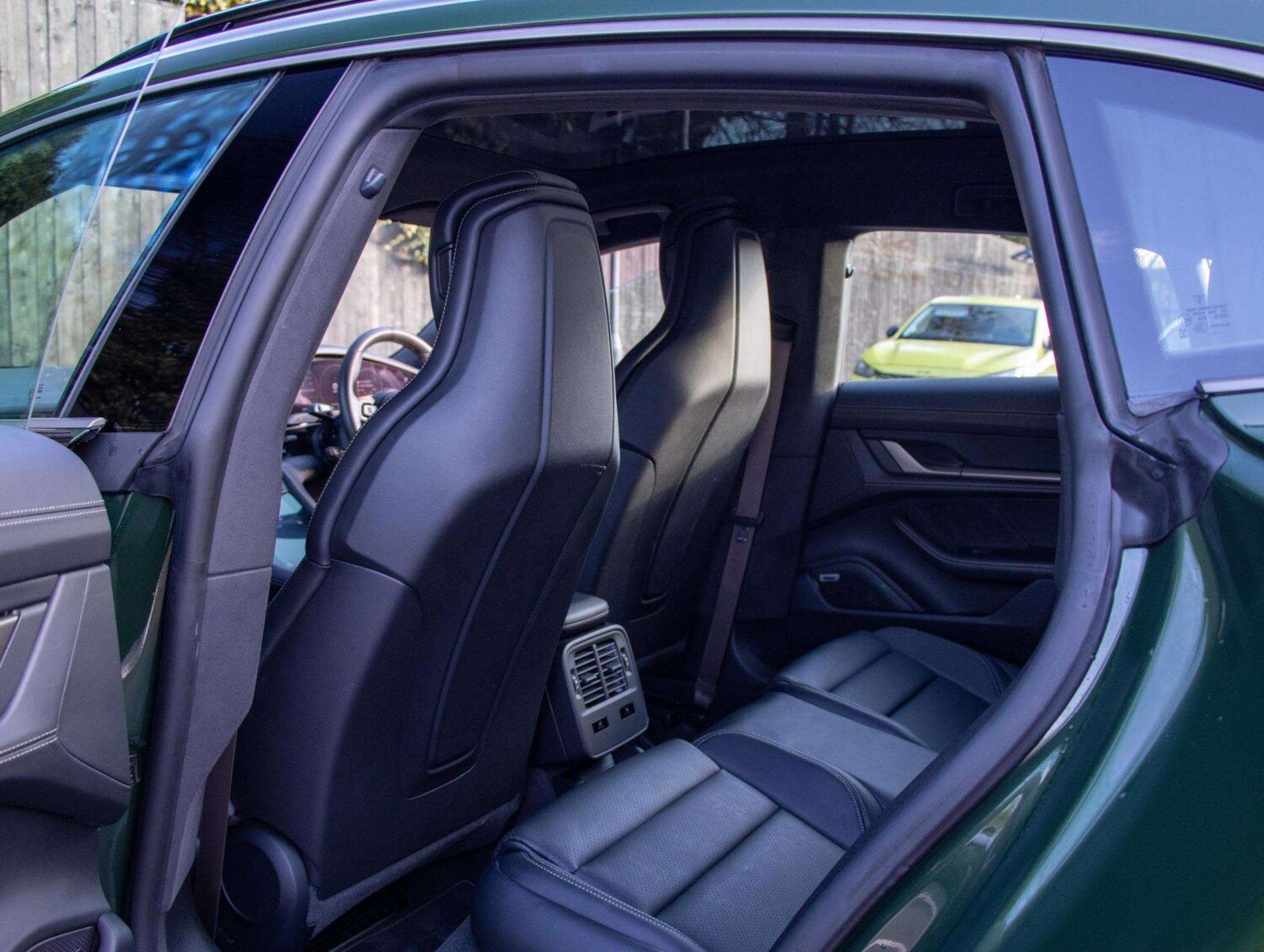 Used Porsche Taycan for sale - 77000279: Photo 16