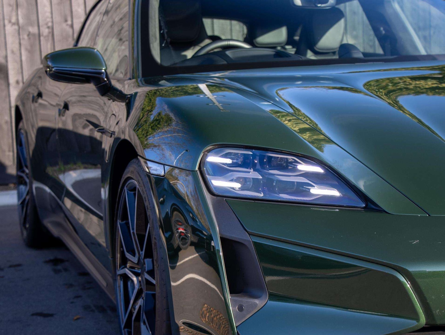 Used Porsche Taycan for sale - 77000279: Photo 18