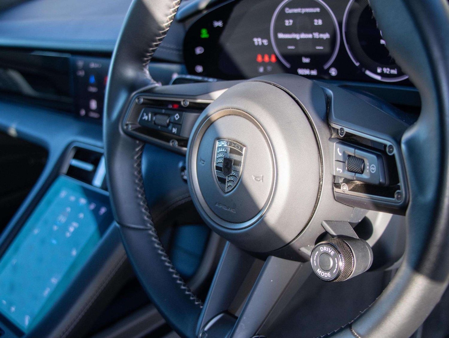 Used Porsche Taycan for sale - 77000279: Photo 26