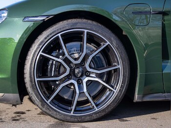 Used Porsche Taycan 2024 for sale - 77000279: Photo