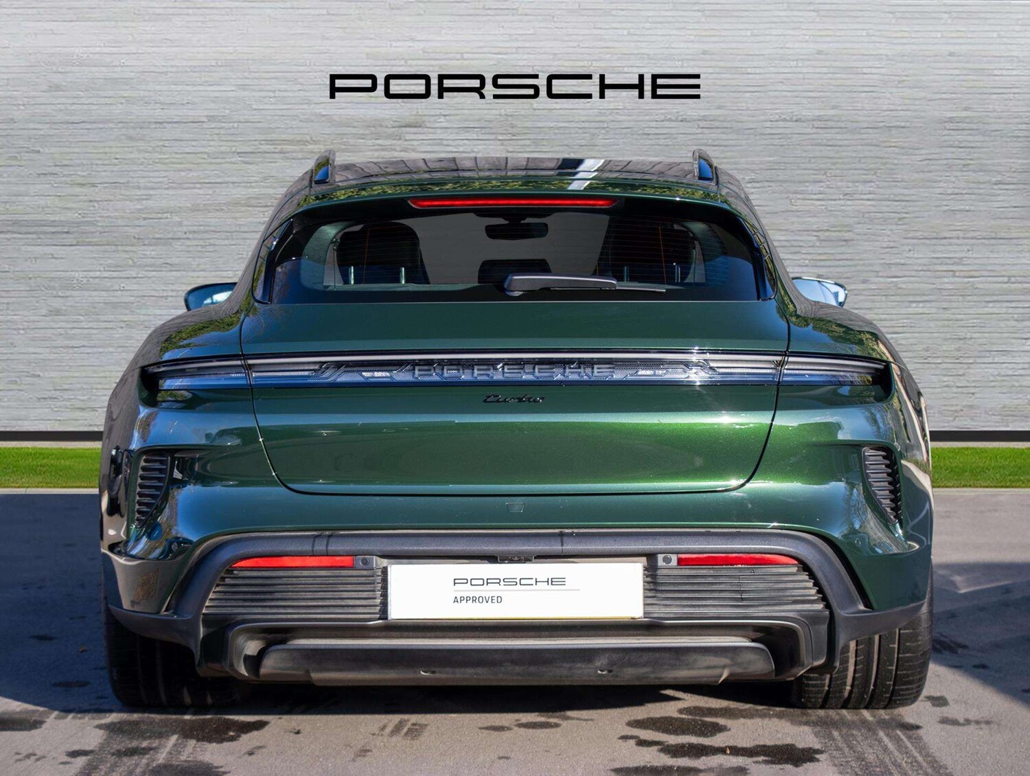 Used Porsche Taycan for sale - 77000279: Photo 7