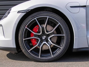 Used Porsche Taycan 2024 for sale - 73385827: Photo