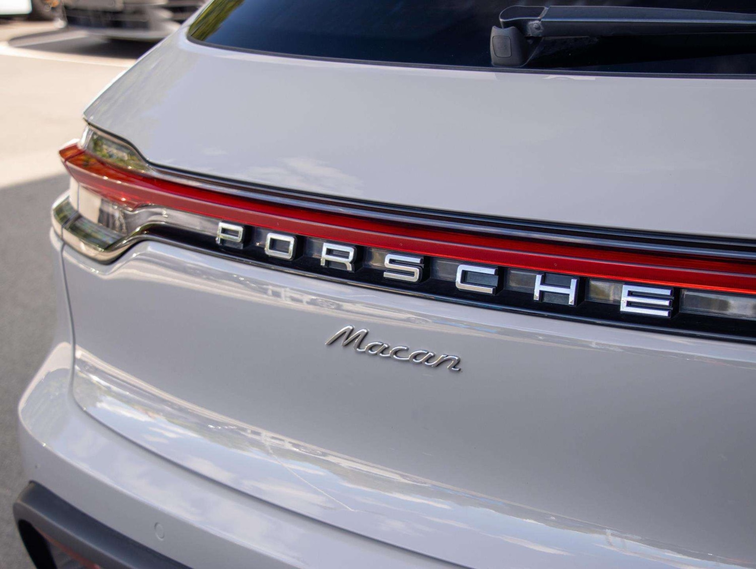 Used Porsche Macan 2023 for sale - 76842937: Photo 23