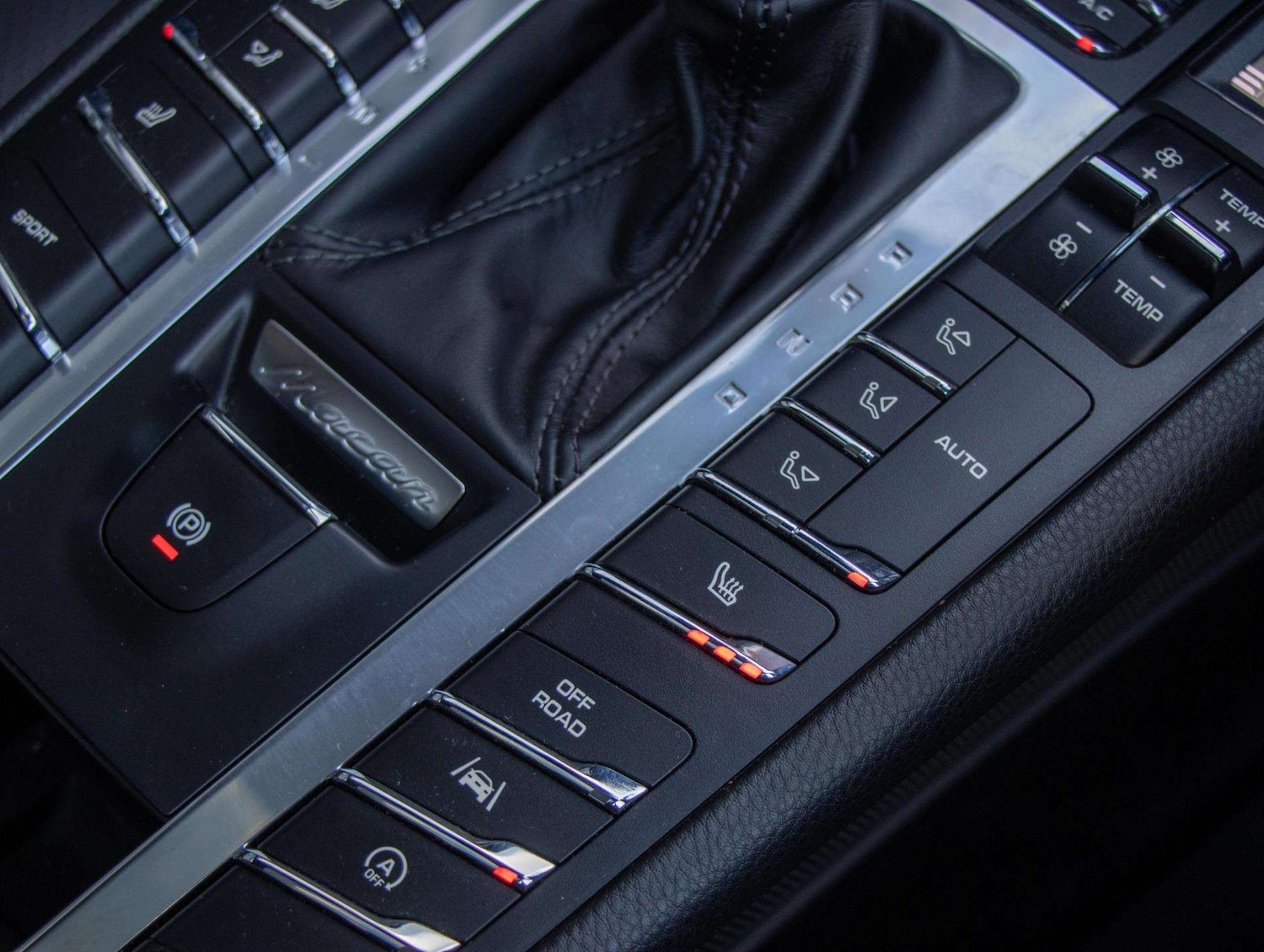 Used Porsche Macan 2017 for sale - 76648911: Photo 11