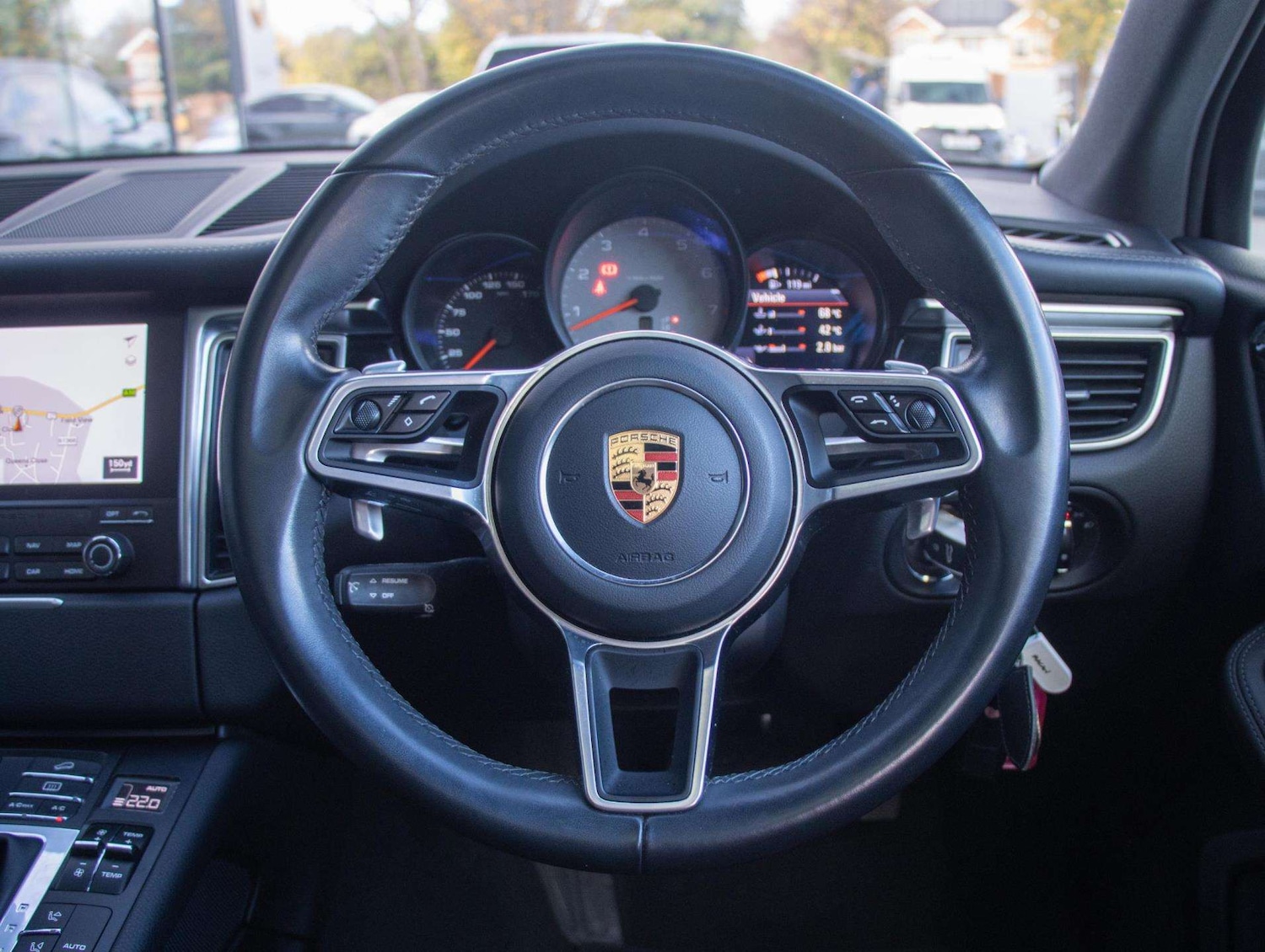 Used Porsche Macan 2017 for sale - 76648911: Photo 13