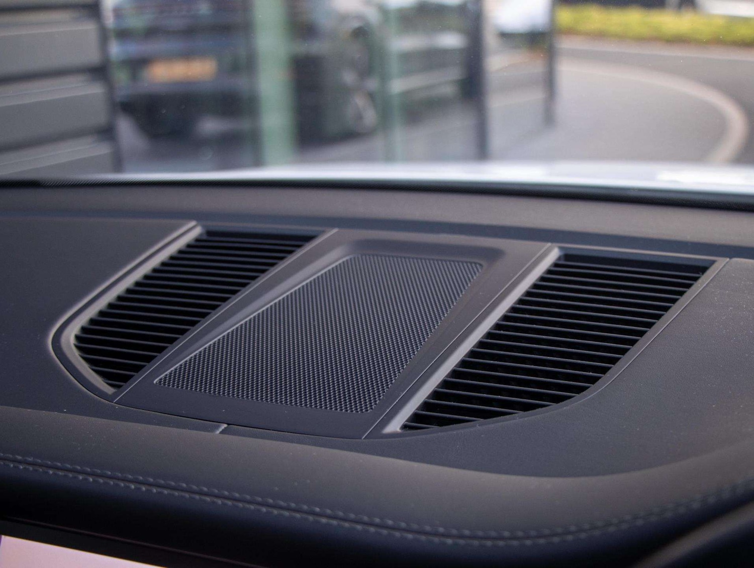 Used Porsche Macan 2017 for sale - 76648911: Photo 14